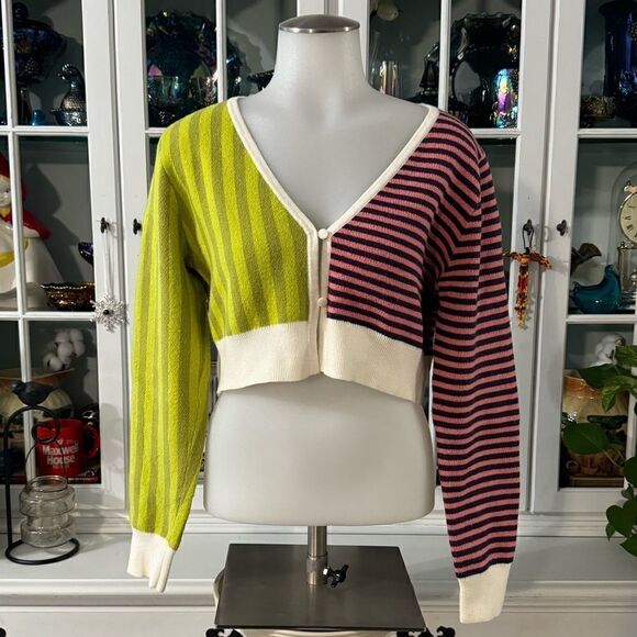 Wild Fable Cropped Sweater Cardigan Size Large - Picture 1 of 9